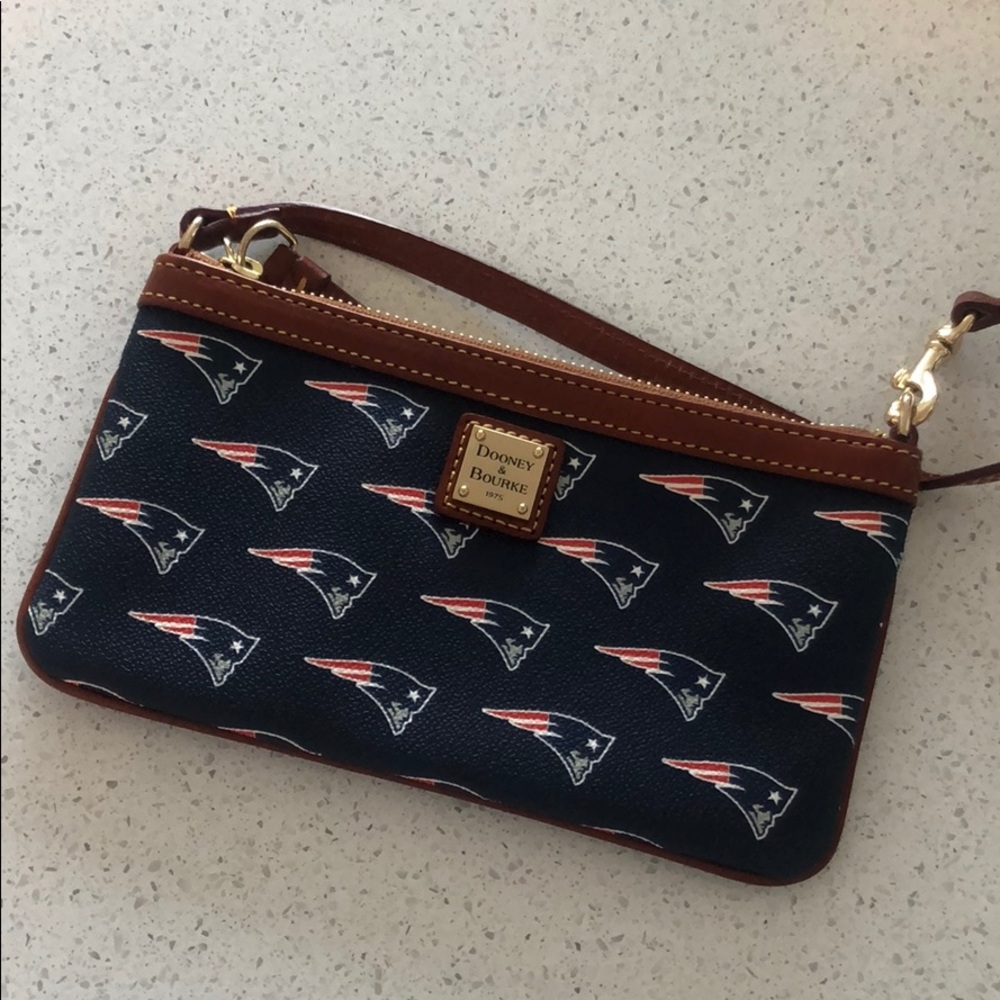 NE Patriots Dooney & Bourke Wristlet